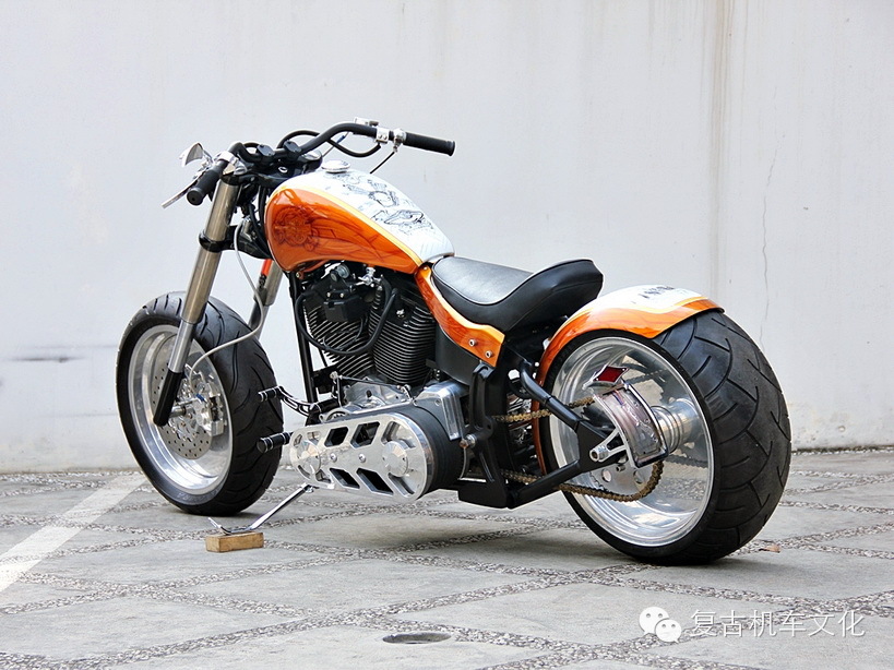 1996年实心轮毂手绘Harley-Davidson Softail 1340 改装欣赏