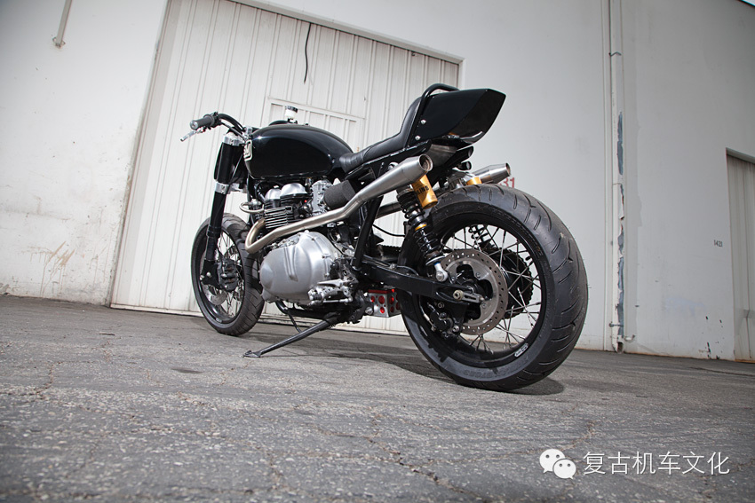 2005 TRIUMPH THRUXTON 改装欣赏