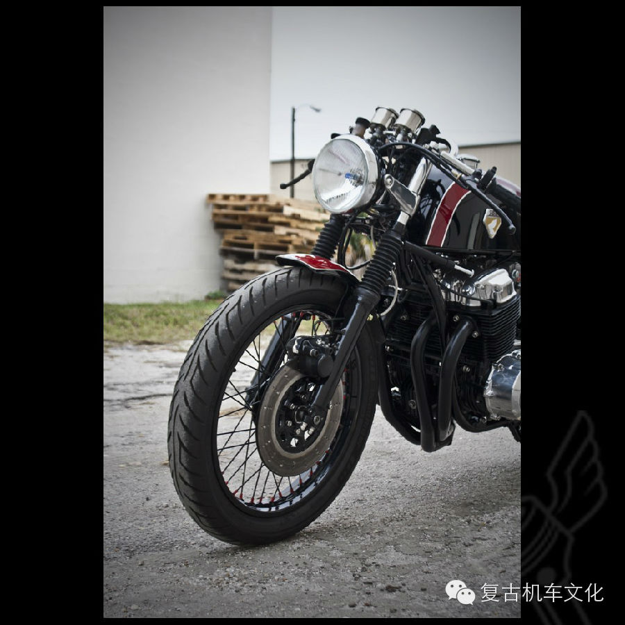 本田 CB750 CafeRacer 改装欣赏