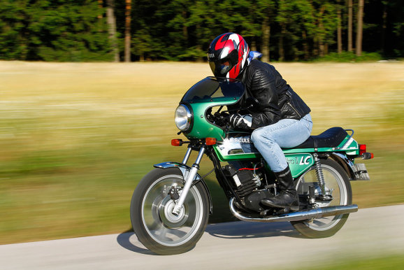 80年代精品绝版摩托车图赏