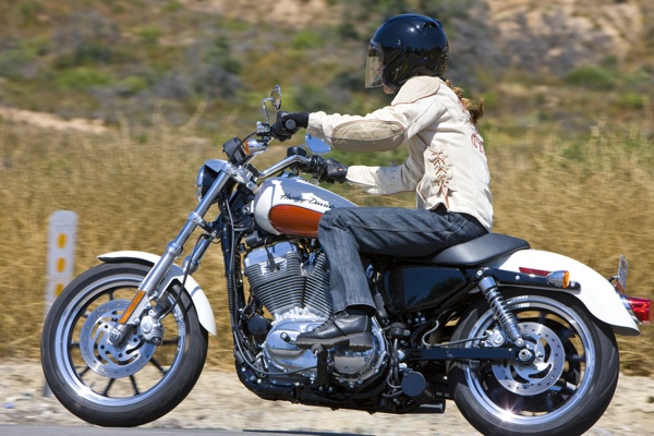 摩托车 知识 电喷 与 化油器的区别！