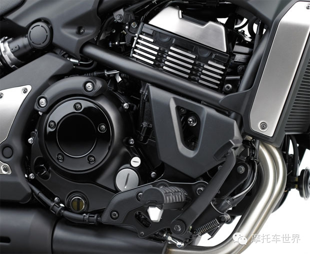 2015 KAWASAKI VULCAN S 入门级街车化美式巡航车