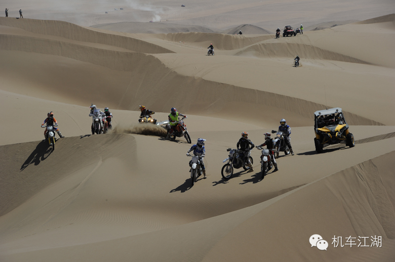  “不成魔 、不成活”看越野之王KTM摩托车征服的是一个怎样的达喀尔！