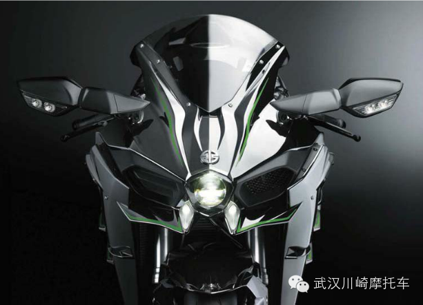 川骑摩托车Ninja H2之满足高速行驶需求的外形设计，人车结合