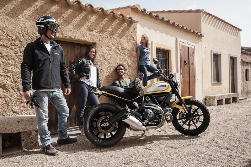 杜卡迪 Scrambler摩托车 荣膺 2014 年 米兰 “展会最美车型”
