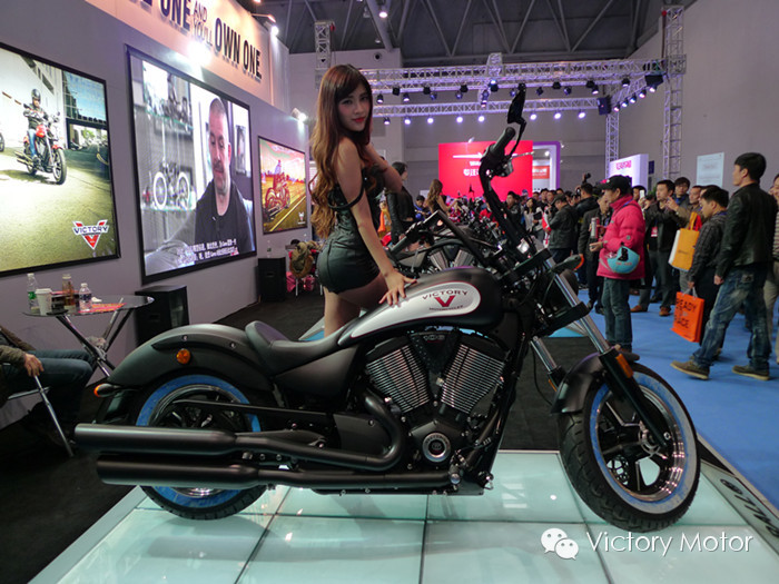 重庆摩博会上酷劲十足，霸气外露——美国胜利摩托车