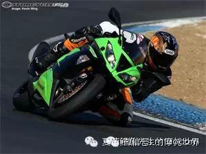 中量级赛跑 2013款川崎忍者摩托车ZX-6R评测
