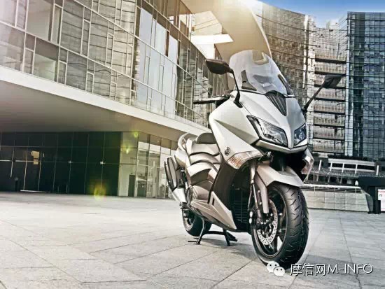 雅马哈摩托车发布2015升级款T-MAX