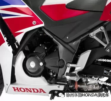 新大洲本田摩托车CBR300R 单缸一样精彩！