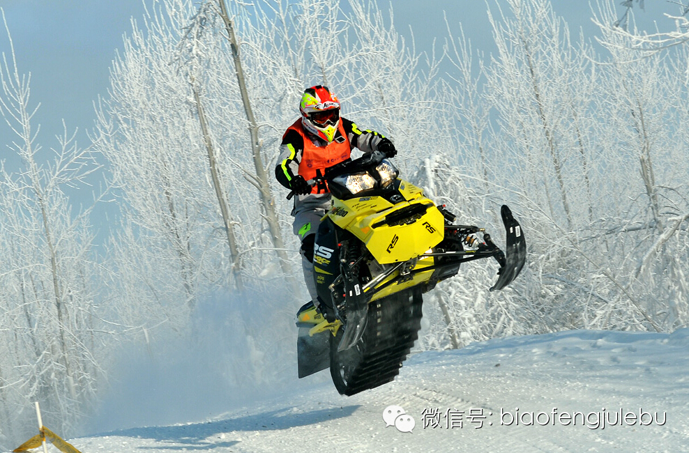 2014中国·呼伦贝尔“皆佳”杯全国雪地摩托车越野挑战赛