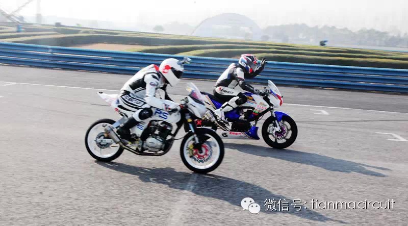 上海天马赛场上疯狂的摩托车耐力赛！！！插图4