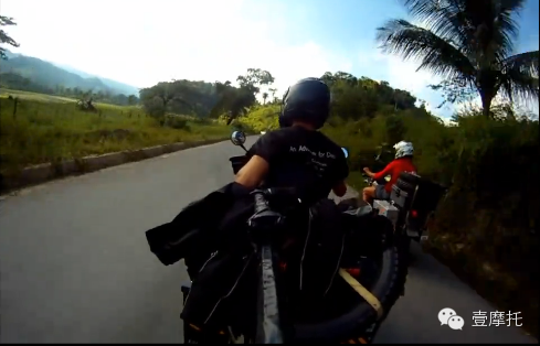一辆摩托车503天游历视频日记