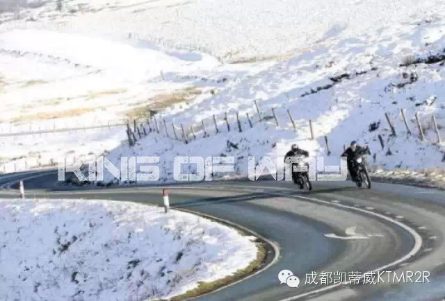 冬季摩托车骑行：保证安全 乐享骑行！