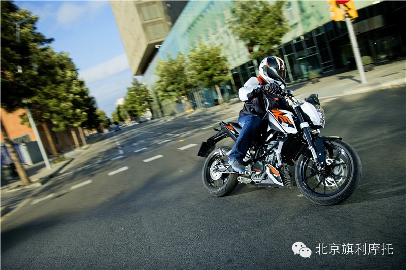 KTM摩托车_200DUKE、390DUKE正式入驻北京旗利