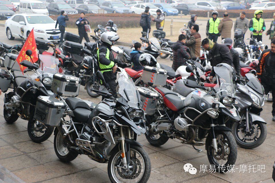鹤壁淇水摩托车俱乐部2015迎新年会记录