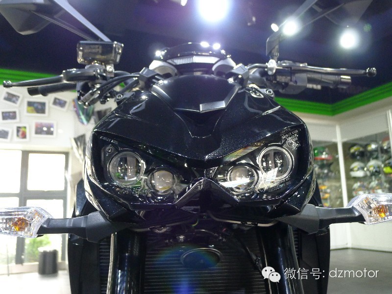 2015款 Z1000 abs  版 川崎4s店内实拍