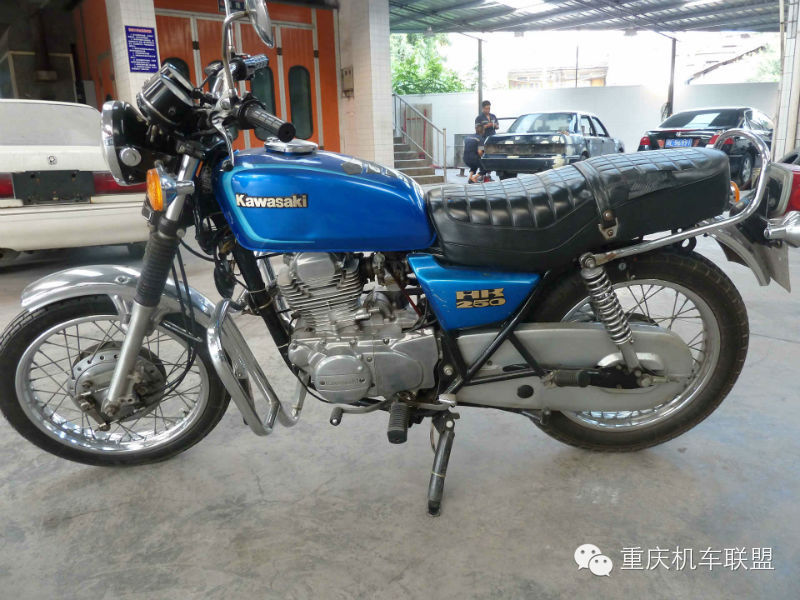 在中国摩托车历史上有划时代意义的车型-黄河川崎250
