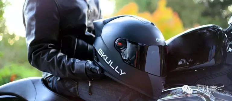 最低售价1399美金的摩托车的智能头盔Skully AR-1