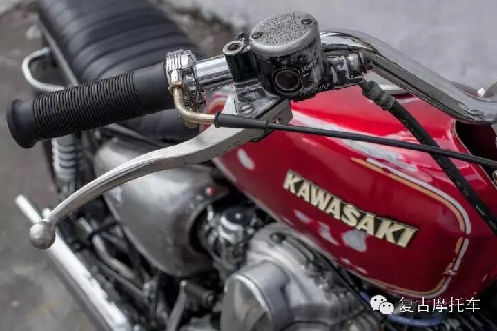 每日改装：川崎w650摩托车改装欣赏