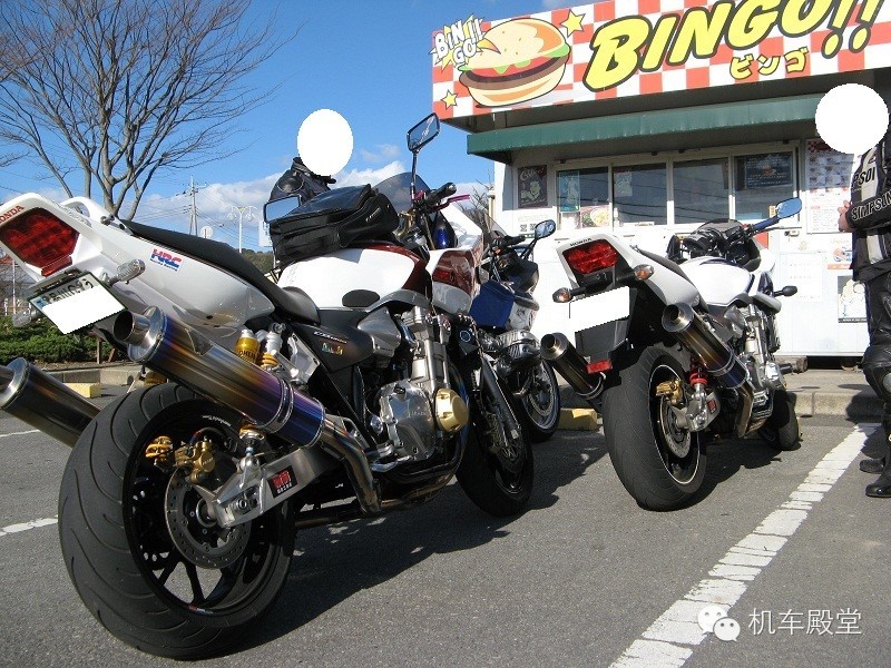 本田CB1300摩托车，代表了本田半个世纪的光輝和貢獻。