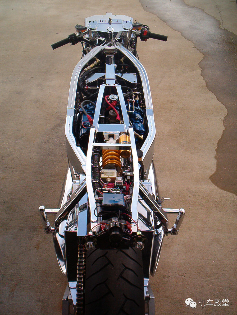 MTT Y2K渦輪超級摩托车