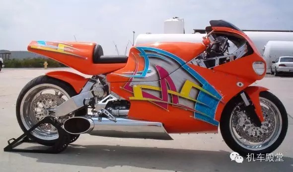 MTT Y2K渦輪超級摩托车