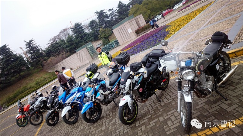 摩托车骑行在中国最美的乡村｜婺源观油菜花