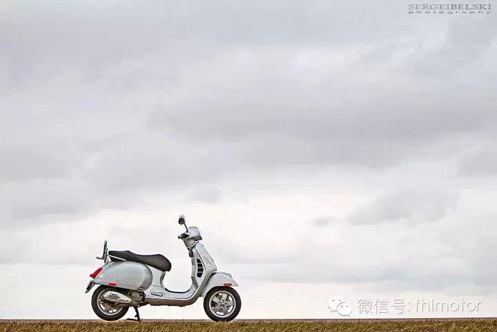 关于vespa摩托车车架，你该知道它一般踏板更出色的主动式安全。