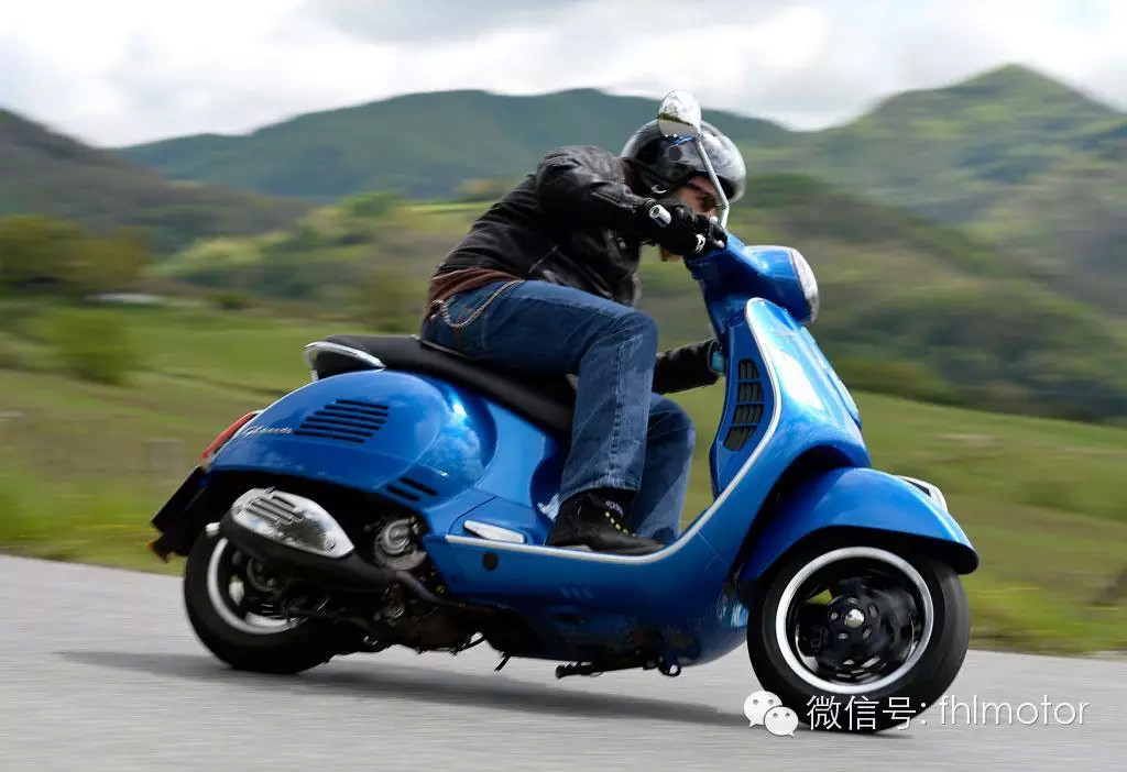 关于vespa摩托车车架，你该知道它一般踏板更出色的主动式安全。
