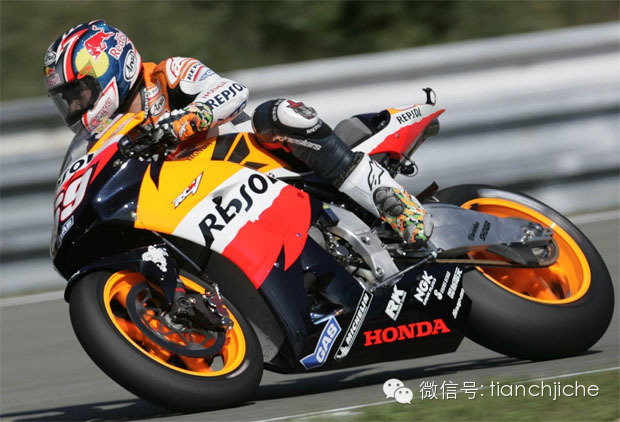 Motogp Honda V5引擎 挑战难度的惊世之作