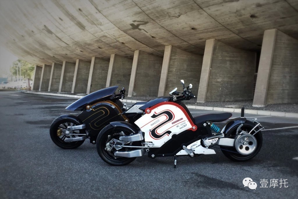 日系电动摩托车：zecOO  拥有144NM 的最大扭力，其加速可媲美 GSX-1300R 隼