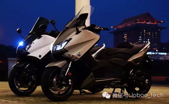 深度评测2015款雅马哈TMAX530摩托车