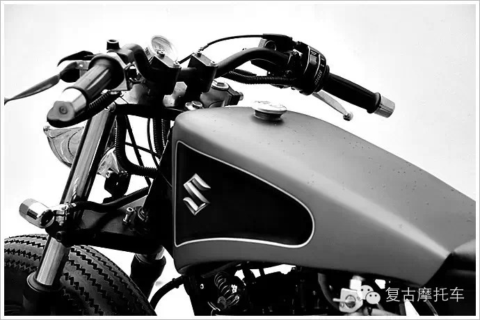 每日一车：铃木 s40摩托车改装欣赏