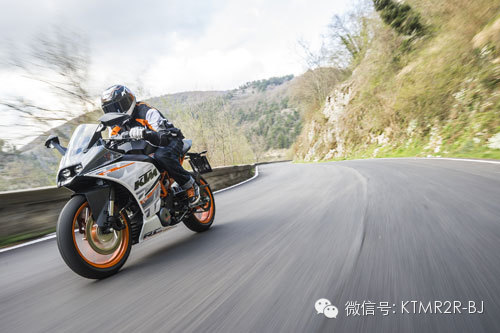 售价56800，KTM RC390摩托车，六月交付首批车主！