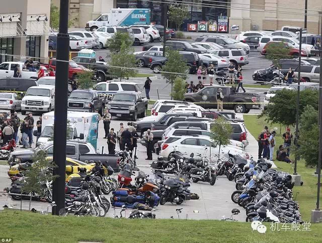 美国摩托帮派枪战9名车手死亡
