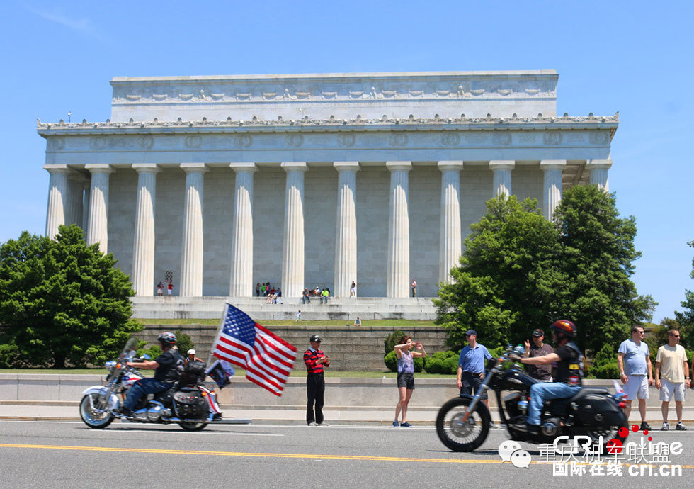 美国华盛顿举行“滚雷”摩托车大游行 -阵亡将士纪念日前夕
