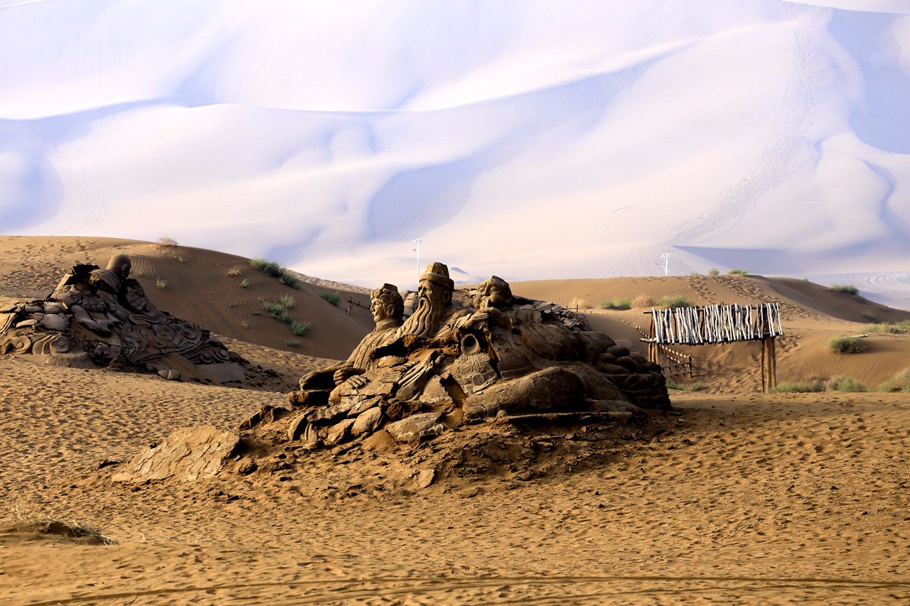 环艾丁湖拉力赛闭幕，沙漠中的最后一战