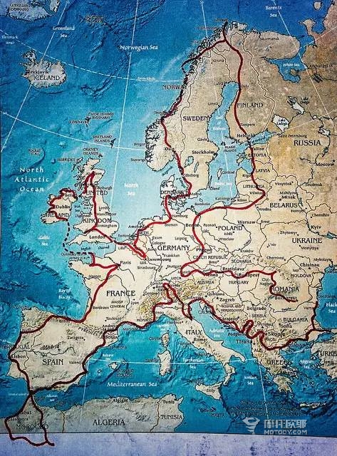 一家人摩托旅行41国2.6万公里