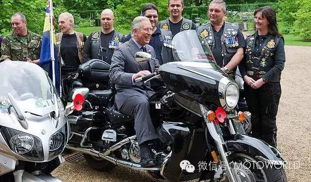 英国王室骑什么摩托车？（查尔斯王储、威廉、哈里王子）