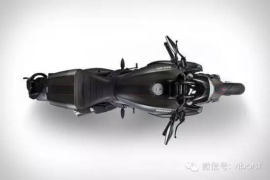 超级街车 杜卡迪2016款大魔鬼碳纤维版摩托