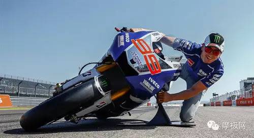 MotoGP的极限过弯倾角64°？