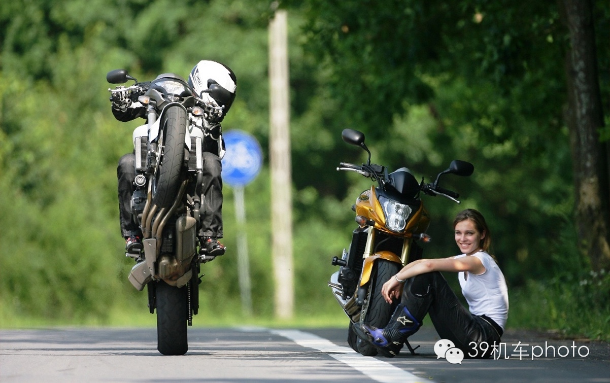 你会用你的摩托车翘头吗？