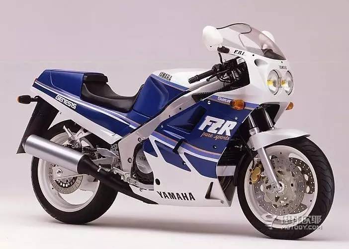 R1的前身: 雅马哈FZR1000 (1987～1995)