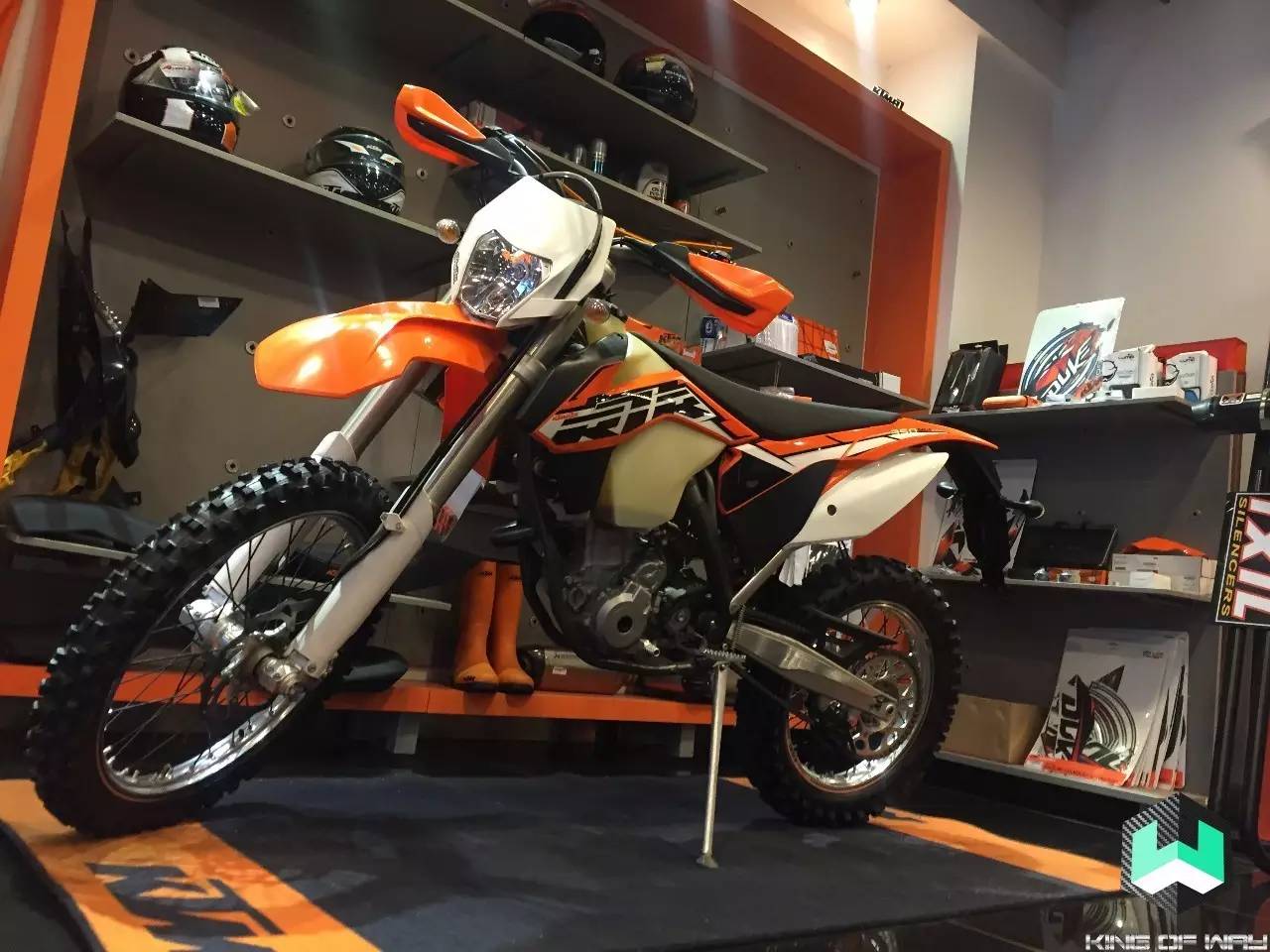 飞翔的鹰——KTM 350 EXC-F