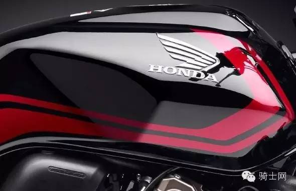 本田摩托车公布新款的CB400特别版