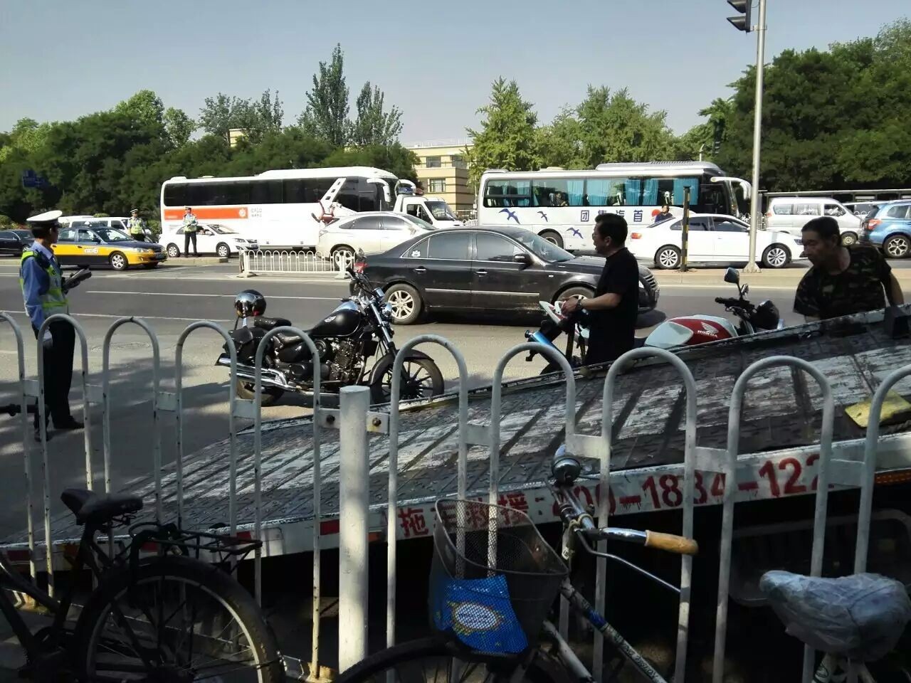 近日北京严查摩托车透露的是什么信息？