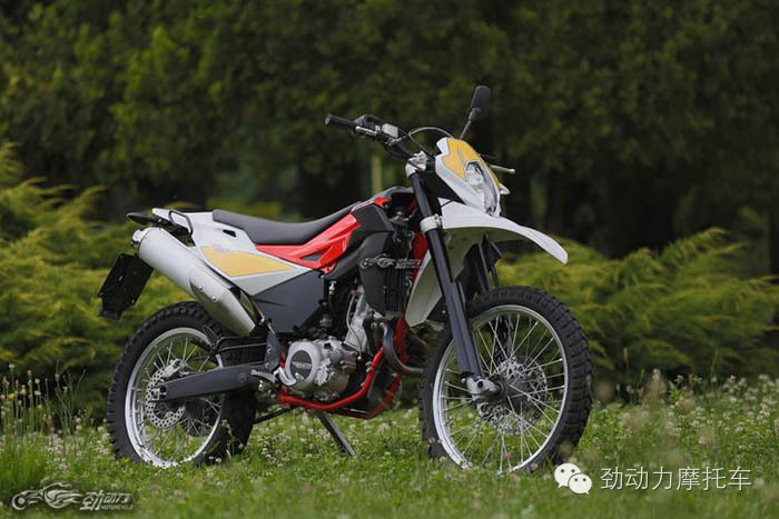 中量级拉力——海外试驾SWM RS650R