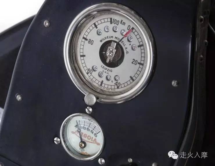                        640cc，星型五缸发动机，这辆接近100岁的摩托车是否让你着迷？