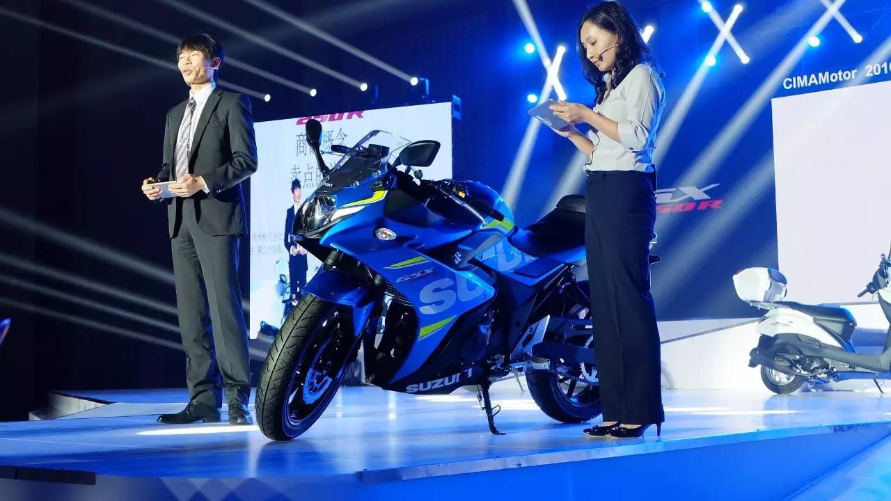                         铃木GSX-250R、DL250新车正式发布！爱摩托超详尽报道！