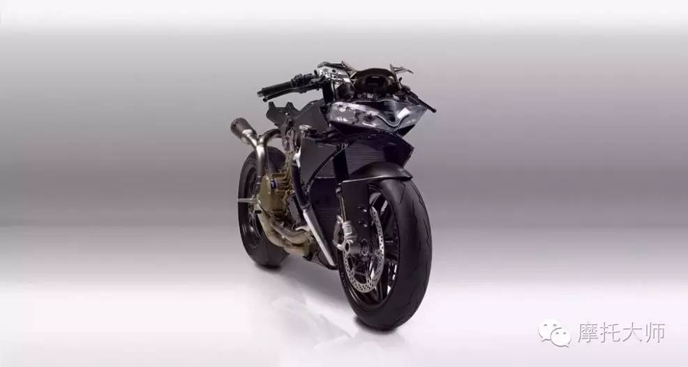 间谍照曝光：史上最轻最强Ducati Project 1408 确定米兰车展现身